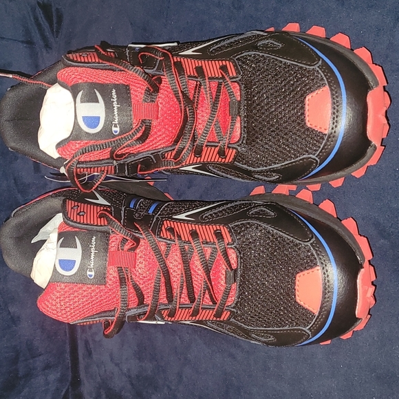 New Champion LOGO "APPROACH" Sneakers sizes 10 and 10.5 - Picture 3 of 10